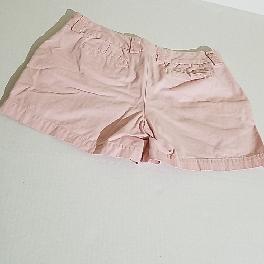 Tommy Hilfiger pink womens shorts size (6)A34 - Picture 2 of 5